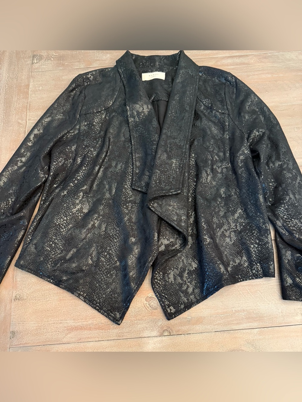 Momni matte black metallic animal print waterfall front blazer Women’s Sz L